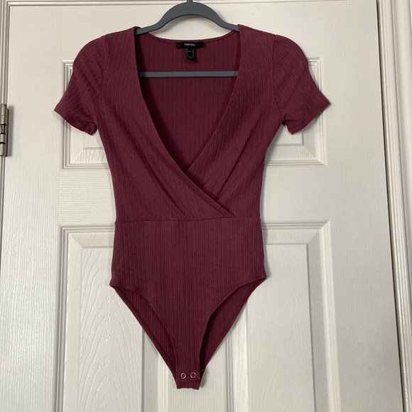 Forever 21 Tops - forever 21 mauve bodysuit